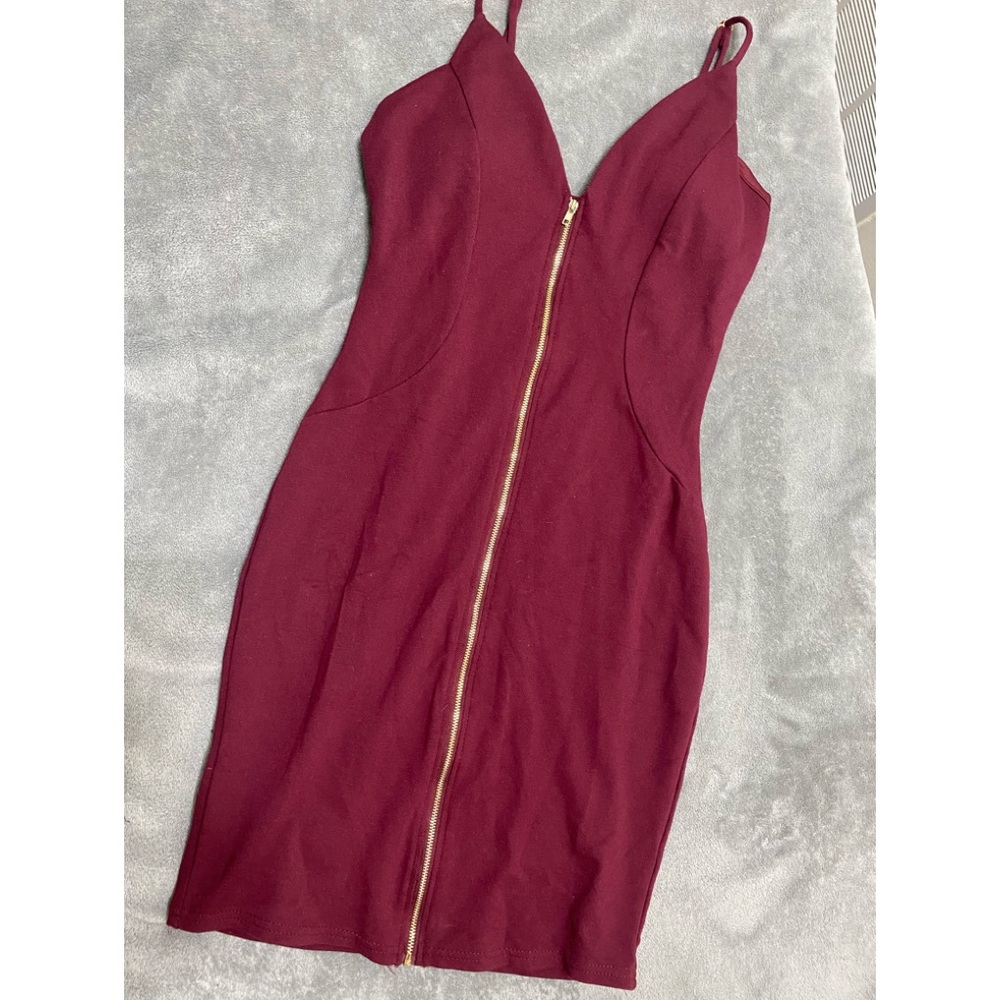 Maroon Body-con Dress Size M